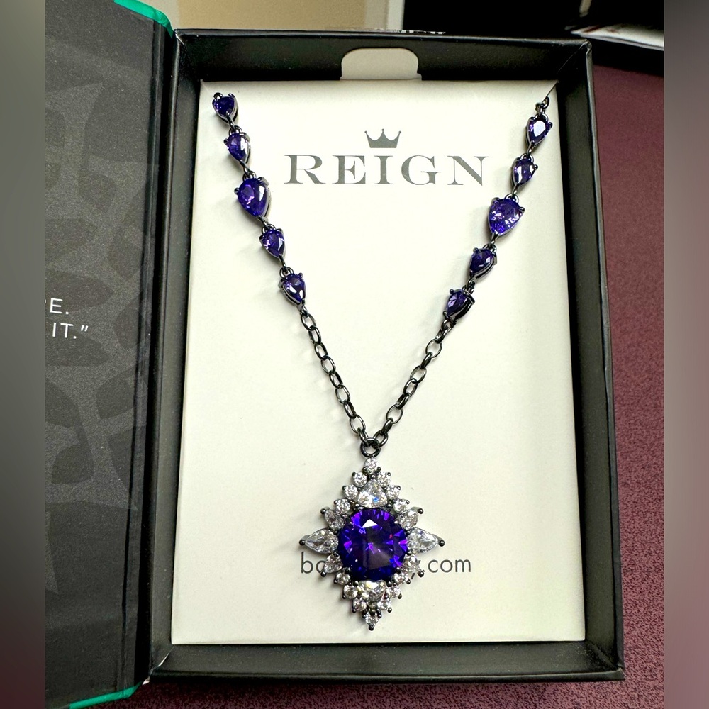 Under her Rule, Reign Villain Collection